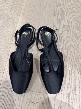 Zara Black T-Strap Square-Toe flats